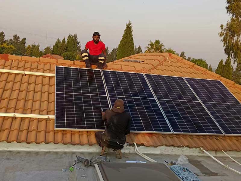家用离网太阳能发电系统